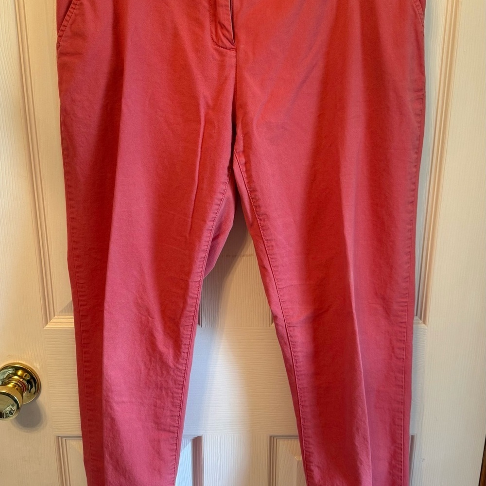 Women's coral color, vineyard yard casual pants size 8